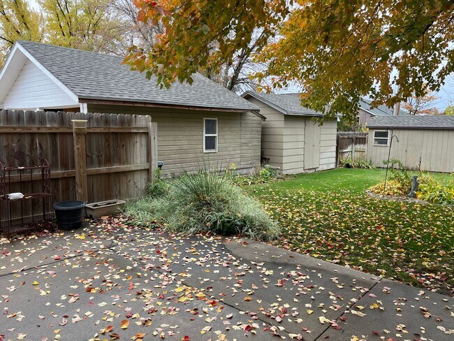 Building Photo - 2 bed 2 bath home in Hastings