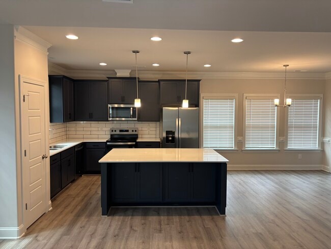 Building Photo - 1541 Barnstable Ct