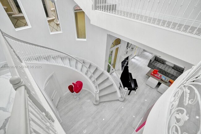 Building Photo - 1516 Island Blvd