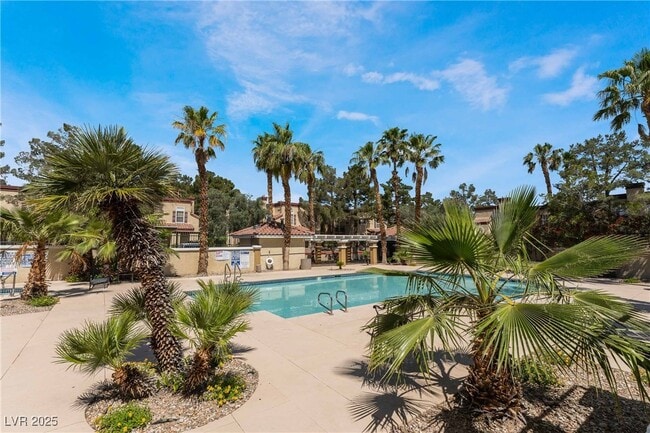 Building Photo - 2801 N Rainbow Blvd