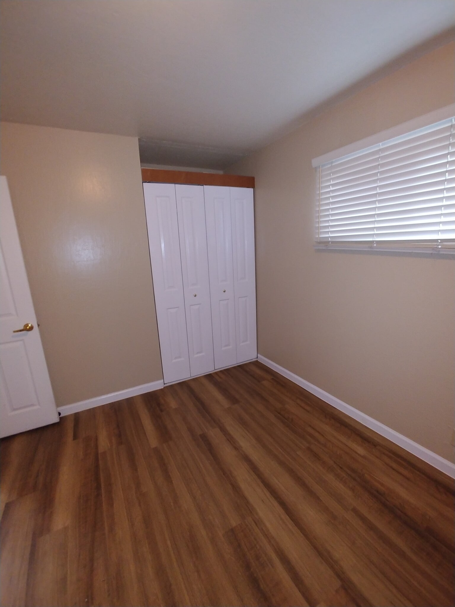 Bedroom 3 view 2 - 1410 E St