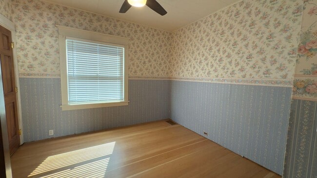 Building Photo - 3360 Harrison Ave