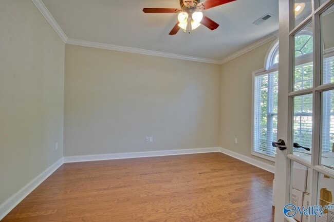 Building Photo - 112 SW Autumn Cove Dr