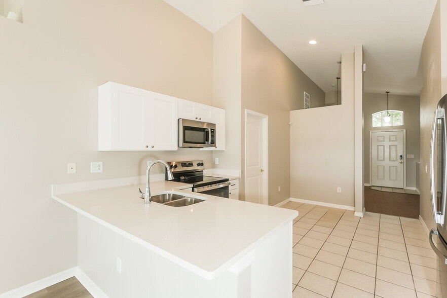 Building Photo - 11109 Lake Lanier Dr