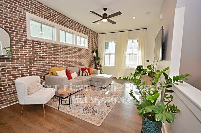 Building Photo - 1264 Zucchini Cir SE