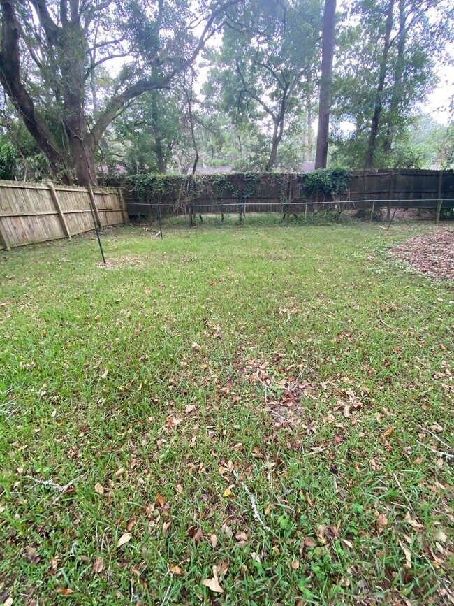 Building Photo - Spcaious home in NW Tallahassee