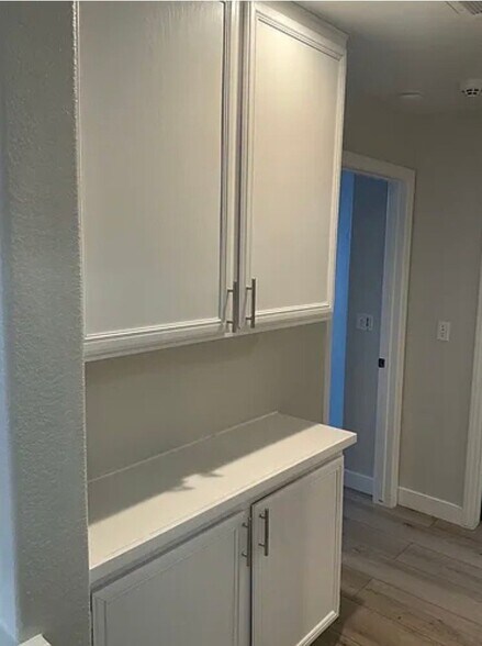 Building Photo - 6088 Bing Cherry Dr