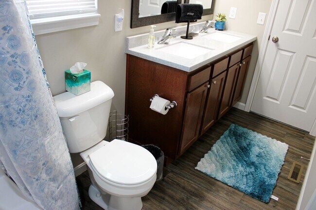 Building Photo - Brand New Home Walking distance to Spooky Nook