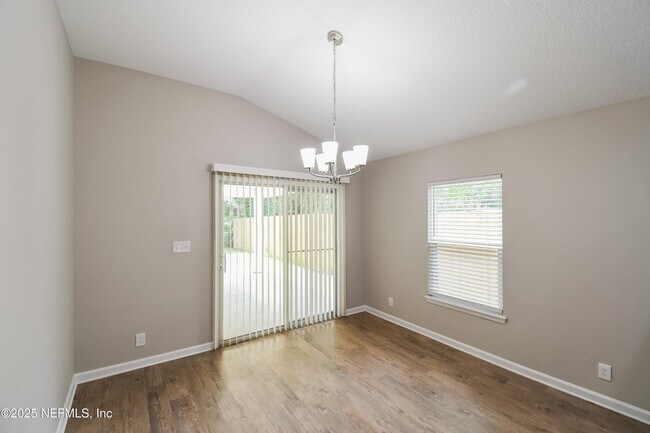 Building Photo - 5609 Village Pond Cir