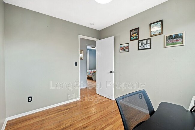 Building Photo - 3517 SE 67th Ave