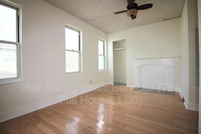 Building Photo - 452 Pearl St