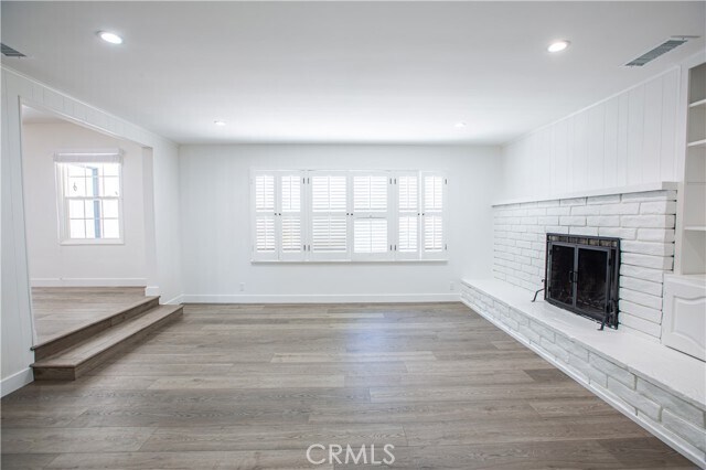 Building Photo - 19503 Cantara St