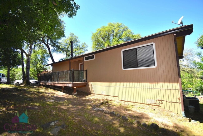 Building Photo - Comfortable 2-Bedroom Home in Lake Wildwood