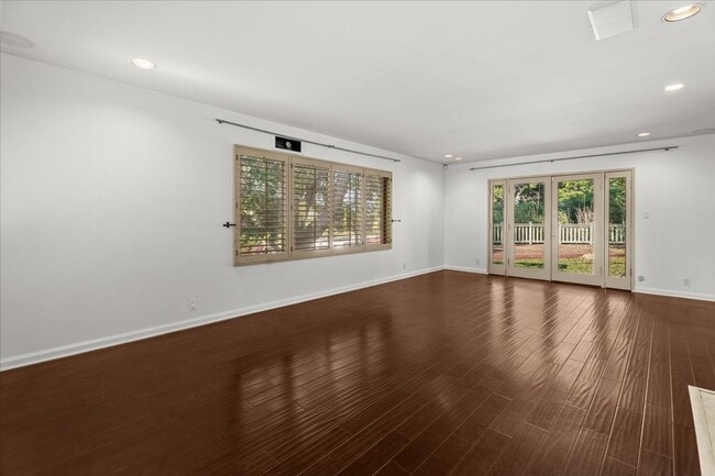 Building Photo - Private Hillside Retreat with Expansive Yard, Chef’s Kitchen, and Spa-Like Primary Suite