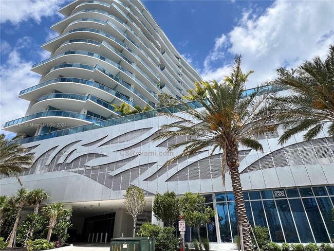 Building Photo - 17550 Collins Ave