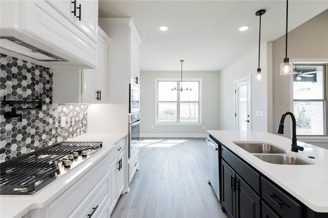 Building Photo - 808 Kelley Ann St