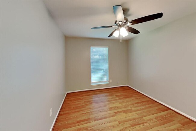 Building Photo - 12018 Whittington Dr