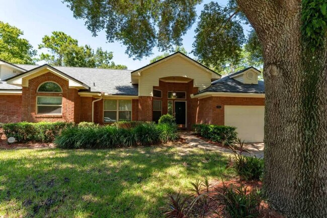 Building Photo - 15652 Coastal Ln