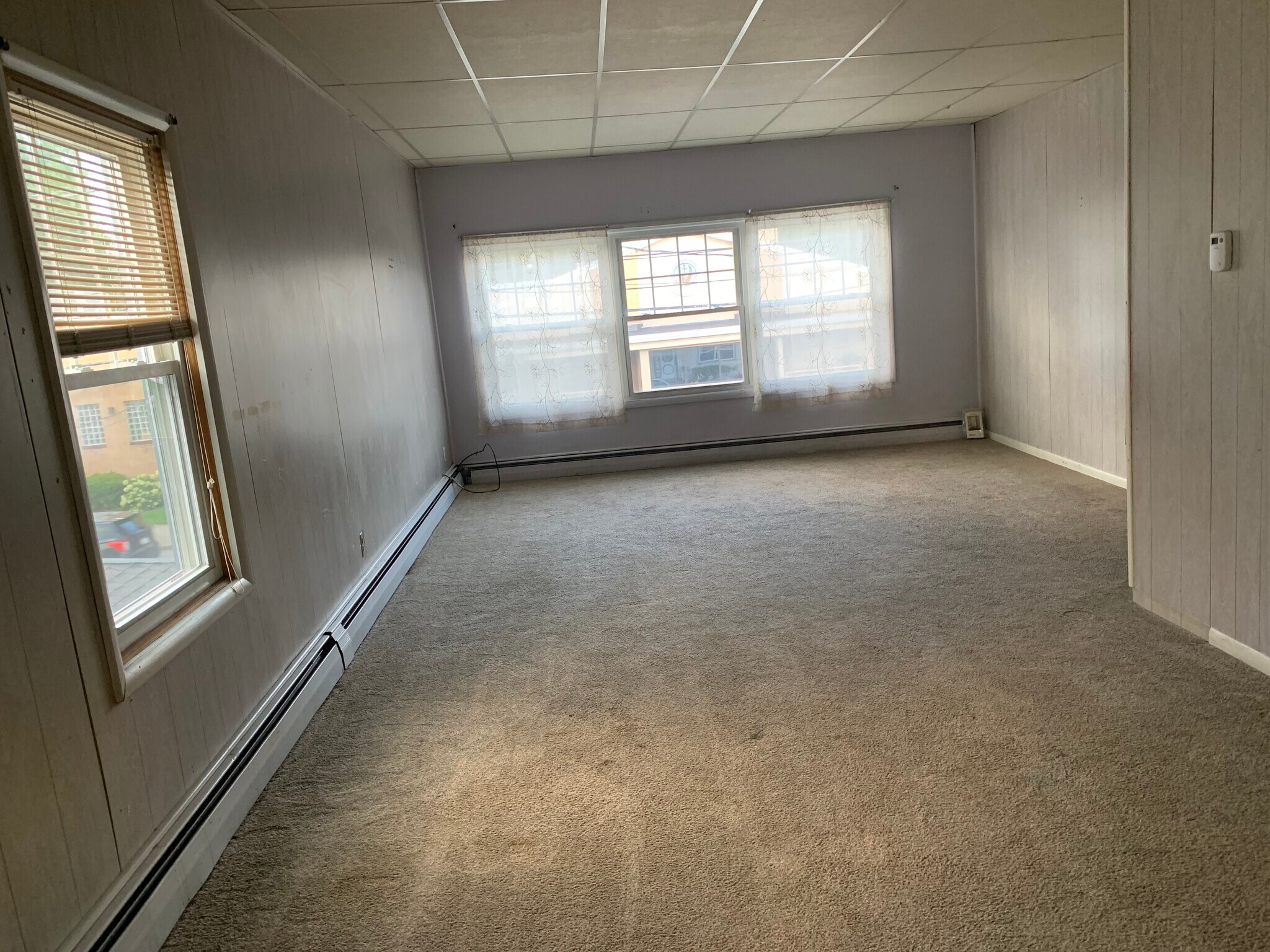 Building Photo - 814 Green Ridge St