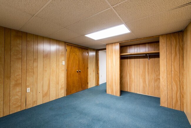 Building Photo - Awesome ranch home in Farmgate Subdivision