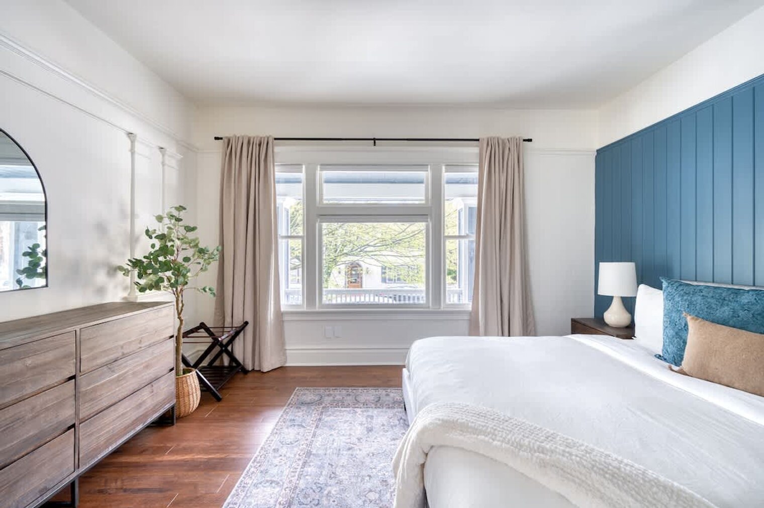 Building Photo - 1036 SE 12th Ave