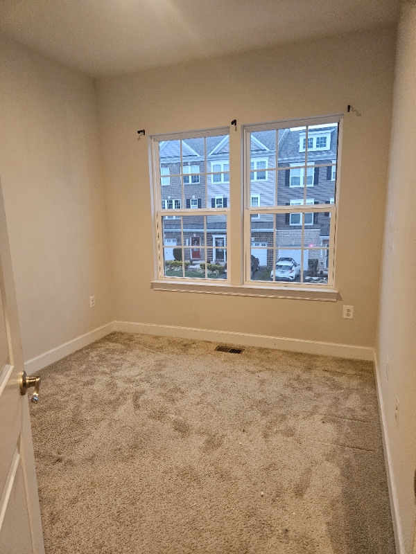 Building Photo - 6201 Quinns Creek Dr