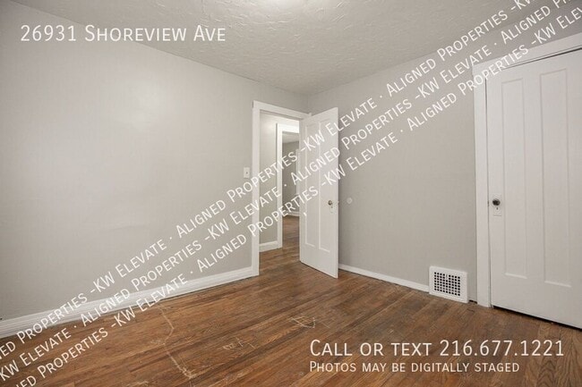Building Photo - 26931 Shoreview Ave