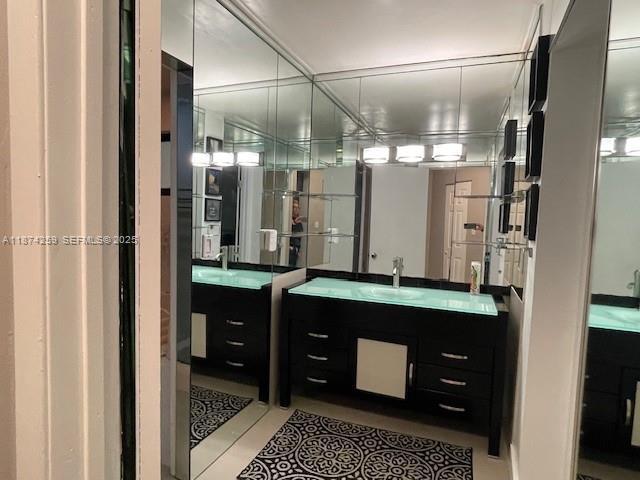 Building Photo - 2701 SW 79th Ave