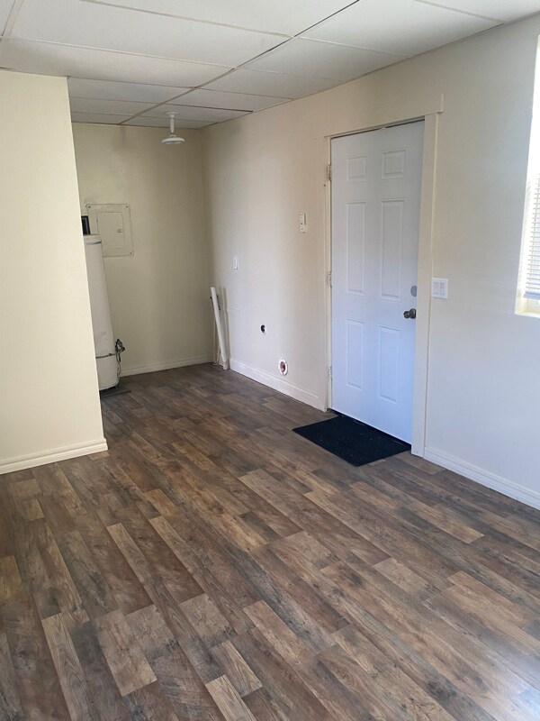 Building Photo - 309 N Louisa Ave