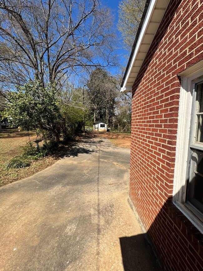 Building Photo - 2/1 House in Shelby, NC
