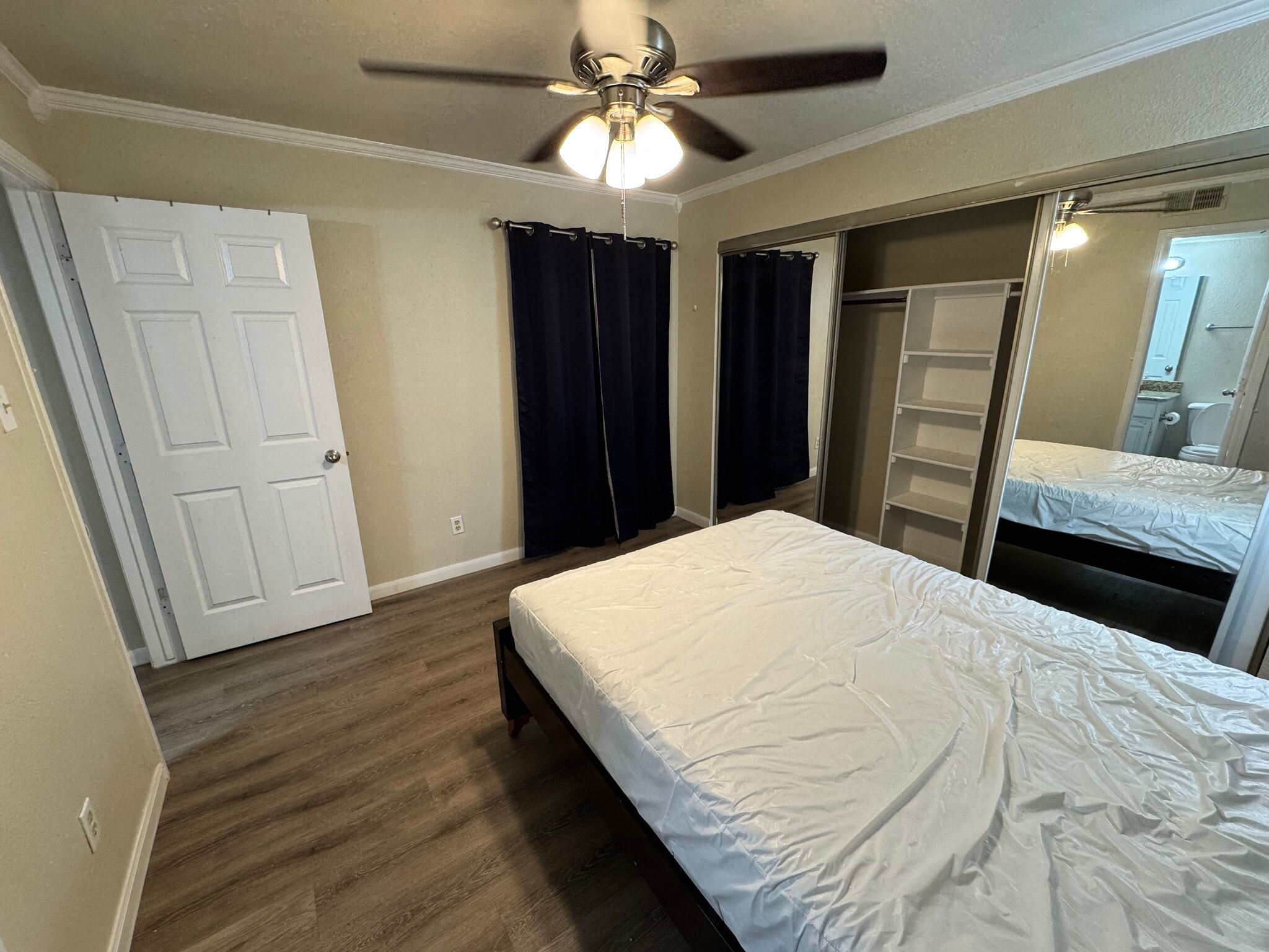 Guest Bedroom (3) - 356 W Harwood Rd