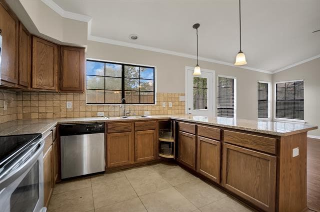 Building Photo - 6804 Beeman Dr