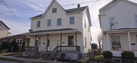 Building Photo - 136 Glenn St