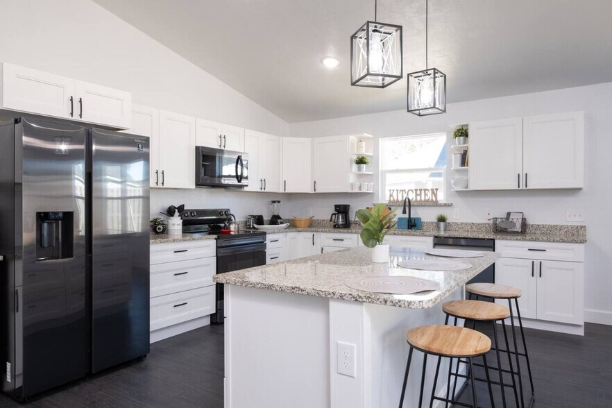 Building Photo - 16668 NW 191st Way