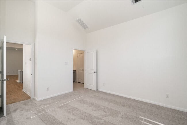 Building Photo - 607 Silver Pear Ct