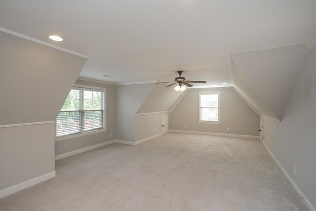 Building Photo - 7002 Brindle Ridge Way