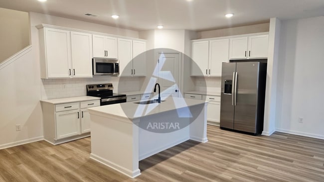 Building Photo - 3136 Marbella Cir