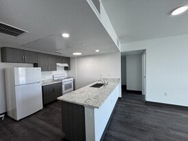 Building Photo - Vista Lane Family Homes