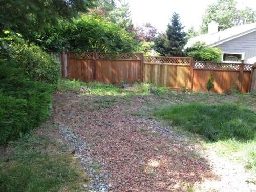 Building Photo - 2 Bedroom 1 Bathroom Rambler walking dista...