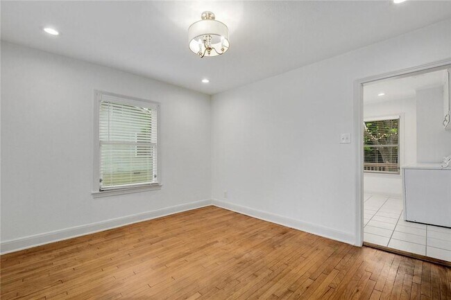 Building Photo - 4909 Shoal Creek Blvd