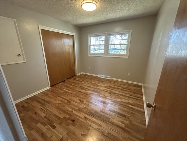 Building Photo - 3326 Winchell Ln