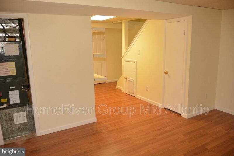 Building Photo - 6043 Rowanberry Dr