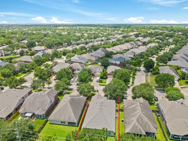 Building Photo - 23219 Dewflower Dr