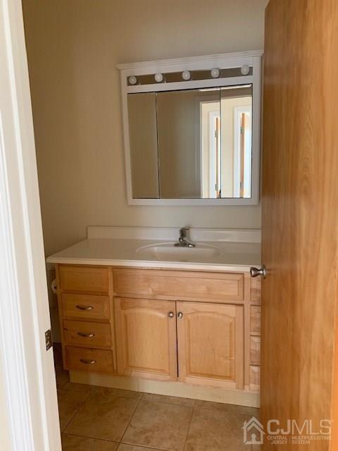 Building Photo - 541 Middlesex Ave