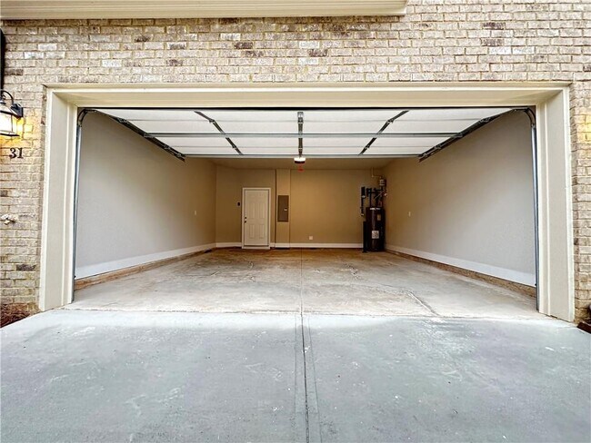 Building Photo - 31 Dewey Rd
