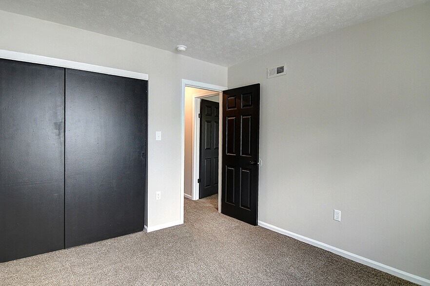 Building Photo - 306 Chadwick Pl