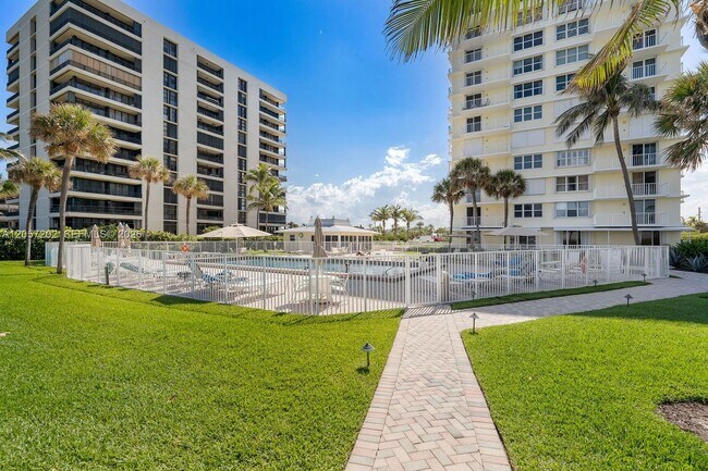 Building Photo - 500 Ocean Dr