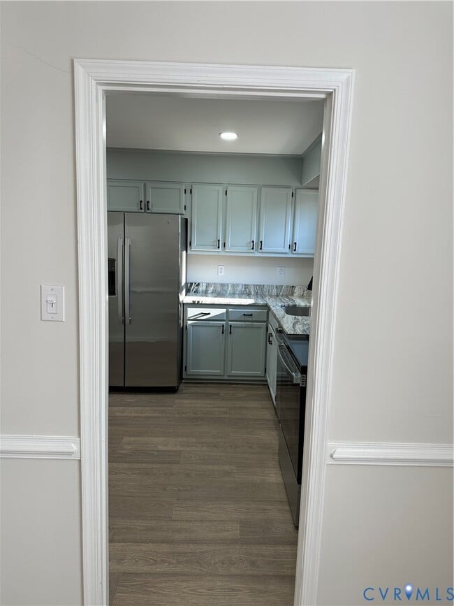 Building Photo - 9015 Covewood Rd