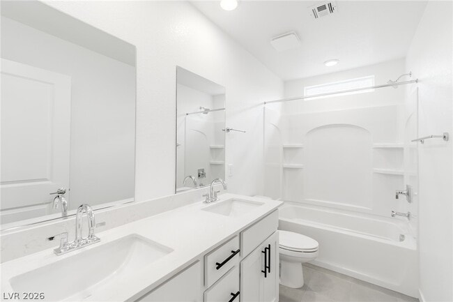 Building Photo - 873 Camargo St
