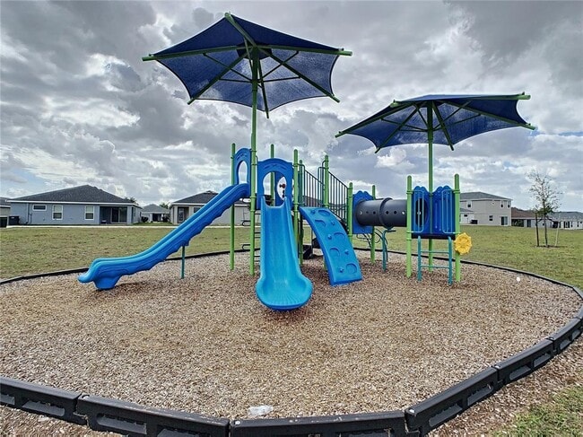 Building Photo - 4466 Hummingbird Ln